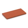 Luksus staldmåtte von WARCO im Farbdesign Murstenrød mit den Abmessungen 100 × 50 × 5,5 cm. Produktfoto von Artikel 3644 in der Aufsicht von schräg vorne.
