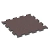 Fitness Performance Elite Træningsgulv von WARCO im Farbdesign Mineralrød mit den Abmessungen 50 x 50 x 2 cm | 0,25 m². Produktfoto von Artikel 6155 in der Aufsicht von schräg vorne.