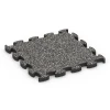 Boldbanefliser von WARCO im Farbdesign Mørkegrå granit mit den Abmessungen 46 x 46 × 2,8 cm. Produktfoto von Artikel 6949 in der Aufsicht von schräg vorne.