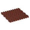 Faldsikringsgræsrist von WARCO im Farbdesign Murstenrød mit den Abmessungen 100 x 100 x 4 cm. Produktfoto von Artikel 7010 in der Aufsicht von schräg vorne.