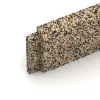 Detailaufnahme der Randausprägung von WARCO-Produkt 2249, Gulvliste, Format 750 x 20 x 80 mm, Farbe Travertin.