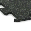 Detailaufnahme der Randausprägung von WARCO-Produkt 6979, Fitness Performance Elite Træningsgulv, Format 100 x 100 x 2 cm | 1,00 m², Farbe Let Grøn Sprøjtet.