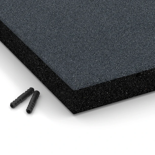 Detailaufnahme der Randausprägung von WARCO-Produkt 6269, Faldsikringsflise – 180 cm, Format 50 x 50 x 6 cm, Farbe Skifergrå.