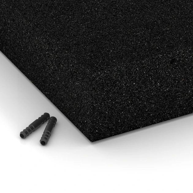 Detailaufnahme der Randausprägung von WARCO-Produkt 6277, Faldsikringsflise – 300 cm, Format 50 x 50 x 11 cm, Farbe Antracit.