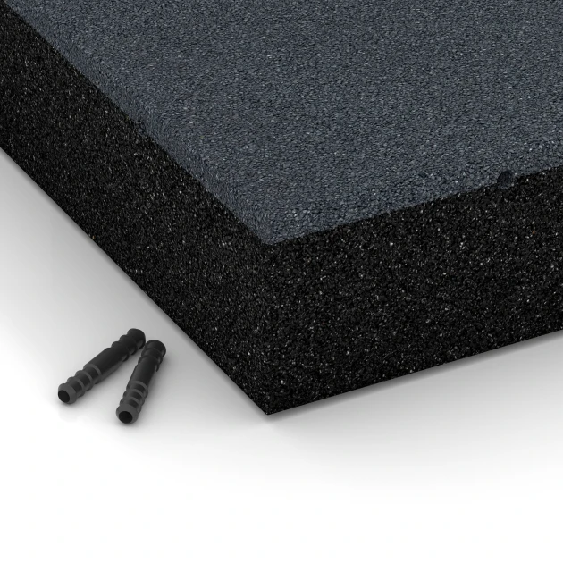 Detailaufnahme der Randausprägung von WARCO-Produkt 6230, Faldsikringsfliser, Format 50 x 50 x 11 cm, Farbe Skifergrå.