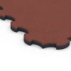 Detailaufnahme der Randausprägung von WARCO-Produkt 6392, Stallmatte Puzzle, Format 102,5 x 102,5 x 3 cm | 1,05 m², Farbe Murstensrød.