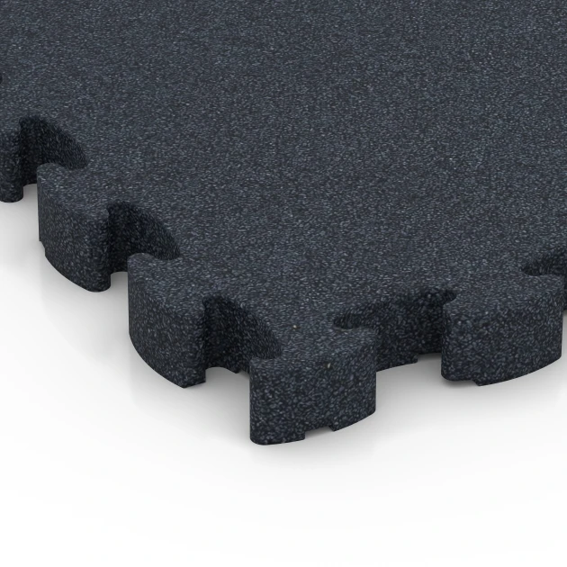 Detailaufnahme der Randausprägung von WARCO-Produkt 6965, Fitness Premium studiegulv, Format 28,9 x 28,9 x 2,8 cm, Farbe Antracit.