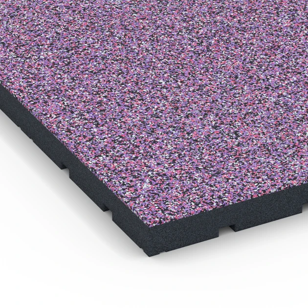 Detailaufnahme der Randausprägung von WARCO-Produkt 7146, Udendørs træningsgulv, Format 60 x 60 x 4 cm | 0,36 m², Farbe Lavendel.