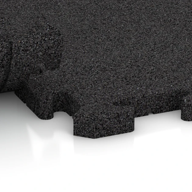 Großaufnahme vom Verbindungssystem von WARCO-Boden 4609 - Eventklikflise udendørs im Farbdesign Antracit. Abmessungen 100 x 100 x 3 cm | 1,00 m².