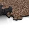 Großaufnahme vom Verbindungssystem von WARCO-Boden 3944 - Hundesportgulv HD im Farbdesign Bast & Bark. Abmessungen 1000 x 1000 x 18 mm.