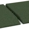 Großaufnahme vom Verbindungssystem von WARCO-Boden 0434 - Rand-Platte (eine Seite abgeschrägt) im Farbdesign Græsgrøn. Abmessungen 500 x 500 x 45 mm.