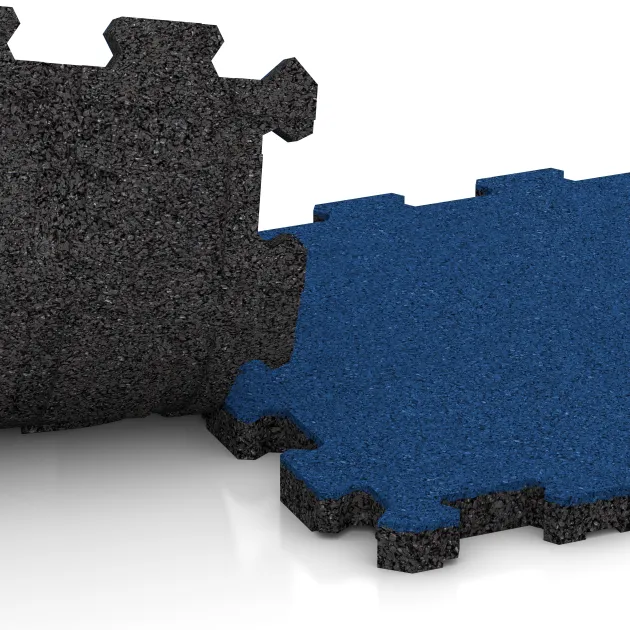 Großaufnahme vom Verbindungssystem von WARCO-Boden 5994 - Poolflise fugfri im Farbdesign Gentianblå. Abmessungen 306 x 306 x 20 mm.