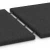 Großaufnahme vom Verbindungssystem von WARCO-Boden 6182 - Hundeliggemåtte im Farbdesign Antracit. Abmessungen 50 x 50 x 3 cm | 0,25 m².