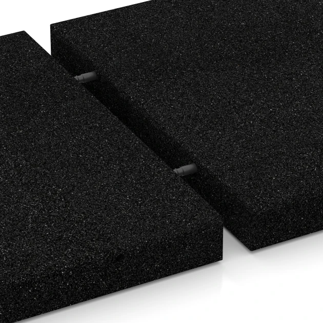 Großaufnahme vom Verbindungssystem von WARCO-Boden 6265 - Faldsikringsflise – 180 cm im Farbdesign Antracit. Abmessungen 50 x 50 x 6 cm.