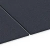 Großaufnahme vom Verbindungssystem von WARCO-Boden 6176 - Fitness Performance Elite Træningsgulv im Farbdesign Antracit. Abmessungen 100 × 100 × 2 cm.