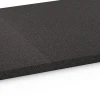 Großaufnahme vom Verbindungssystem von WARCO-Boden 6476 - Underlagsplade Kl. 1 im Farbdesign Antracit. Abmessungen 52 x 52 x 2,7 cm.