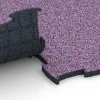 Großaufnahme vom Verbindungssystem von WARCO-Boden 6855 - Fitness Active gulvflise im Farbdesign Lavendel. Abmessungen 97,1 x 97,1 x 2,8 cm.