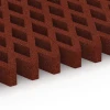 Großaufnahme vom Verbindungssystem von WARCO-Boden 7013 - Faldsikringsgræsrist im Farbdesign Murstenrød. Abmessungen 100 × 100 × 8 cm.