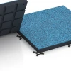 Großaufnahme vom Verbindungssystem von WARCO-Boden 7148 - Udendørs træningsgulv im Farbdesign Atlanterhav. Abmessungen 60 x 60 x 4 cm | 0,36 m².