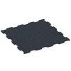 Aufsicht auf die Unterseite, also die Bodenseite von WARCO-Formteil 6968 - Fitness Premium studiegulv im Format 99 x 99 x 1,8 cm.