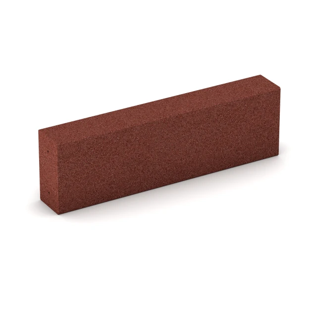 Foto der hinteren Seite vom unsymmetrischen WARCO-Formteil 7029: Gummi bloktrin af gummigranulat, Design Murstenrød, Maße 100 x 30 x 15 cm.